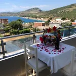 Отель Prive And 3*