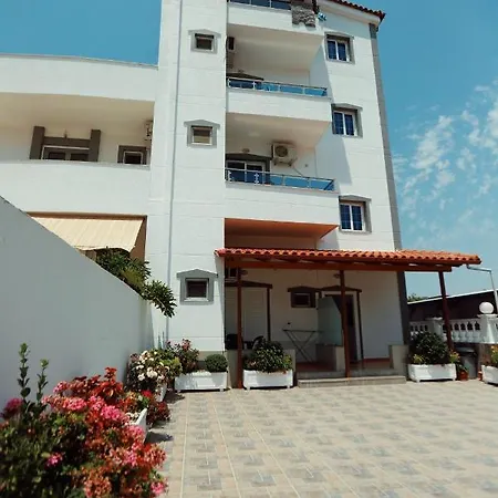 Prive And Отель