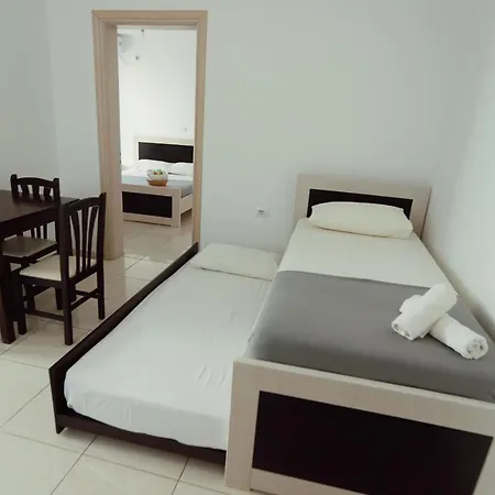 Prive And Hotel Sarandë