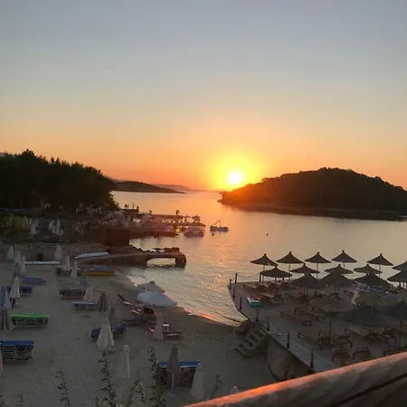 ホテル Prive And 3*