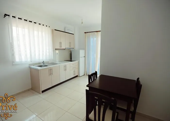 Hotel Prive And Sarandë