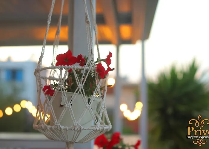 Prive And Hotel Sarandë