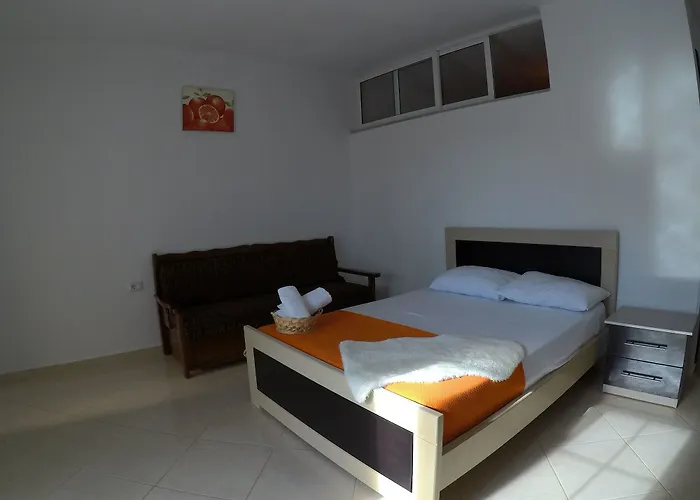 酒店 Prive And Sarandë